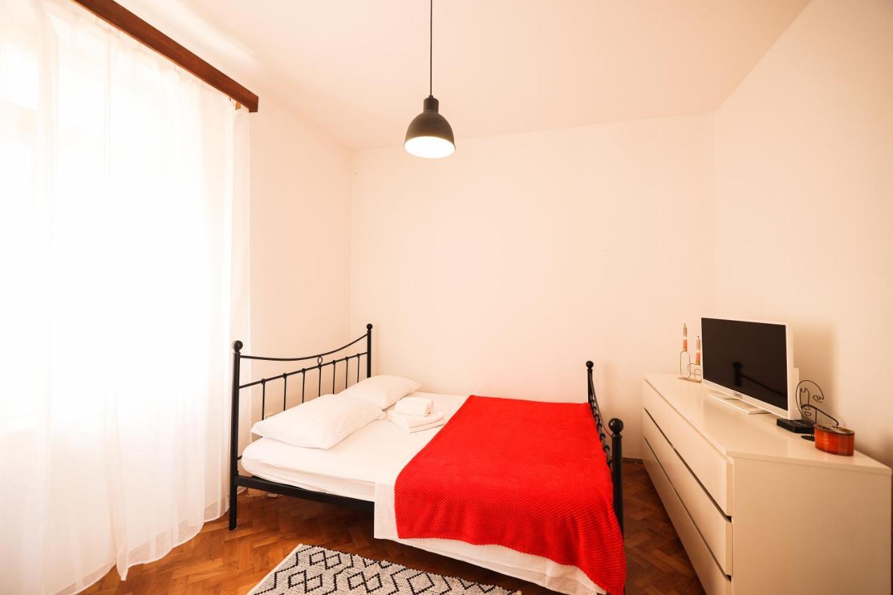 Cozy Studio Apartments In City Centar Stosija Задар Экстерьер фото
