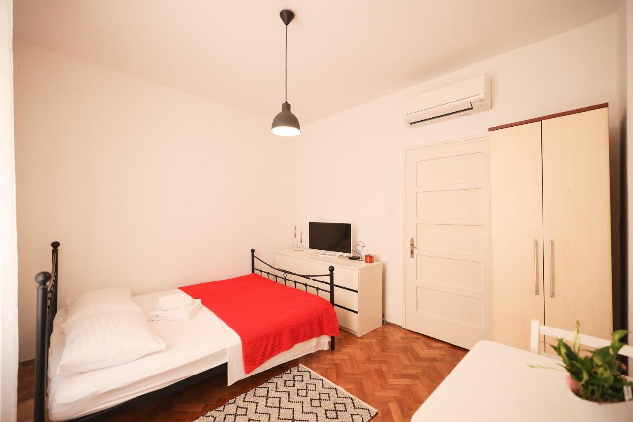 Cozy Studio Apartments In City Centar Stosija Задар Экстерьер фото
